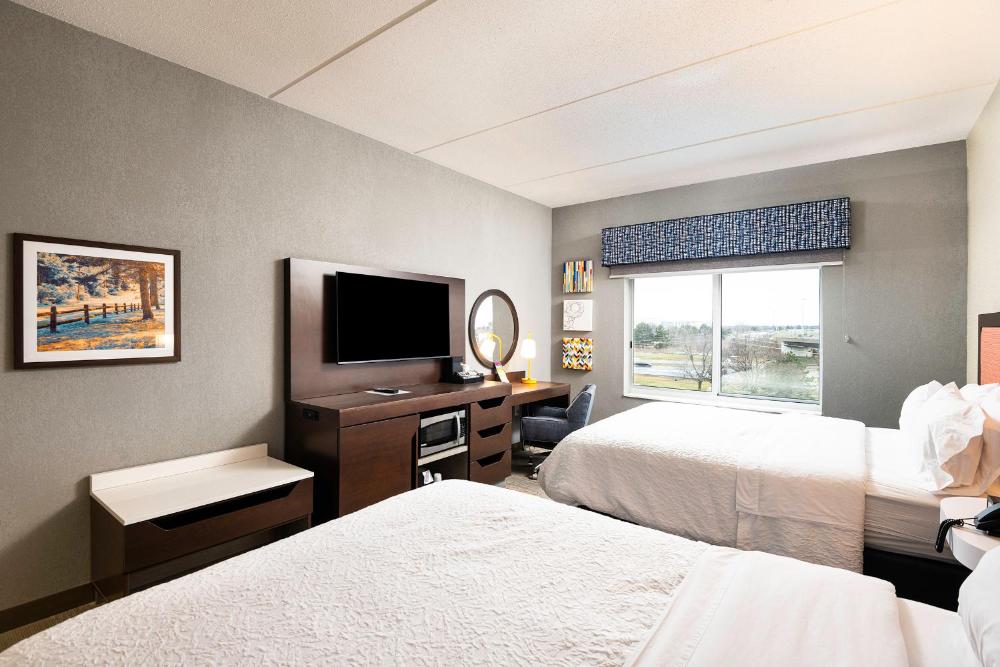 Queen Room with Two Queen Beds interior